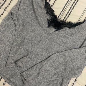 Cute Lg gray sweater